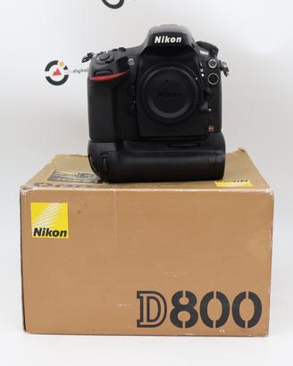 Nikon D800 Body Usata 34.871 Scatti + MB-D12