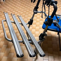 Porta biciclette auto