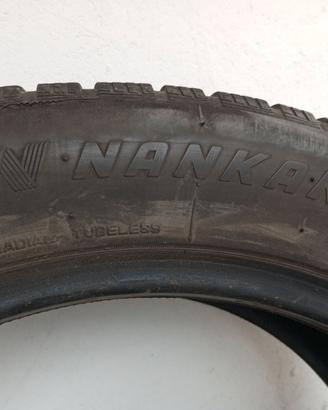 4 Pneumatici invernali 225/55 R19 99V