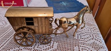 cavallo  in bronzo 