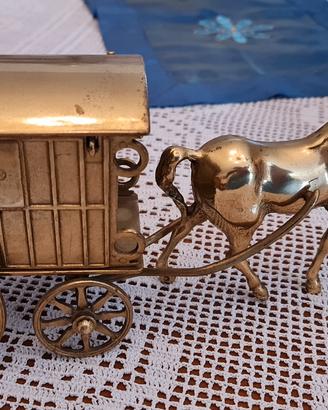 cavallo  in bronzo 