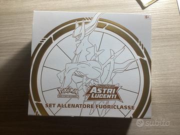 Pokemon set allenatore fuoriclasse astri lucenti