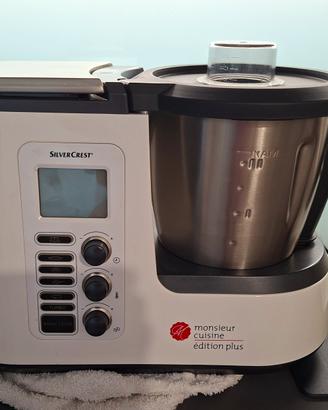 Robot da cucina che cuoce