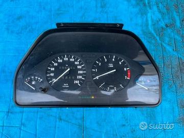 Quadro strumenti BMW 520 1992