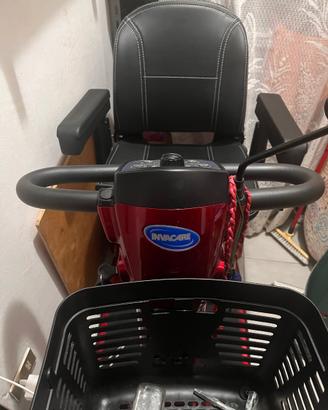 Scooter elettrico per disabili Leo Invacare