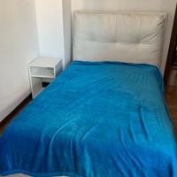 Armadio a 3 ante e letto piazza e mezza