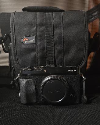 Corpo macchina Fujifilm X‑E3 e accessori