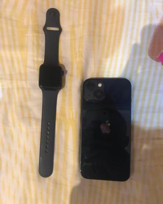 iphone 13 e un apple watch se di 3 generazione