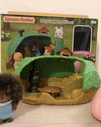 Sylvanian Family- Baby Hedgehog Hideout