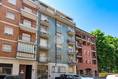 2 LOCALI A TORINO