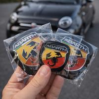 3 adesivi Abarth cofano macchina Fiat 