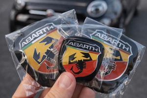 3 adesivi Abarth cofano macchina Fiat 