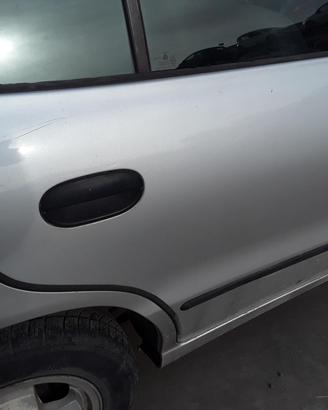 PORTIERA POSTERIORE DESTRA HYUNDAI Accent 2° Seri