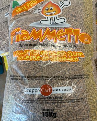 Pellet in offeta a 5€ a sacco