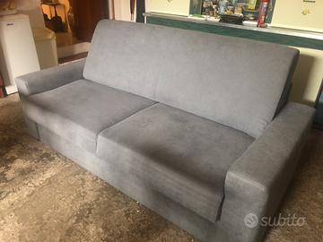 Divano letto matrimoniale