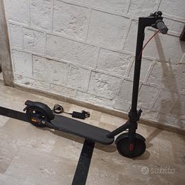 Monopattino Xiaomi Electric Scooter 4 omologato 