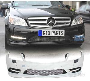 PARAURTI ANTERIORE PER MERCEDES W204 LOOK AMG C63 