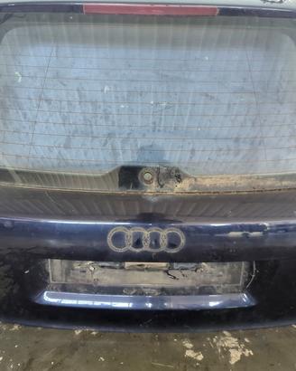 8E9827023B PORTELLONE COFANO POSTERIORE BAULE AUDI