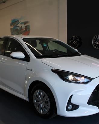Toyota Yaris 1.5 Hybrid 5 porte Active