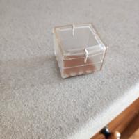 Feltrini quadrati per sedie