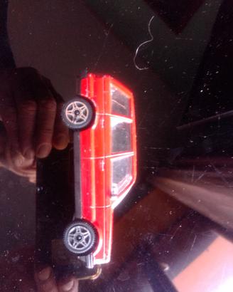 Modellino Range rover rosso