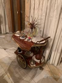 Carrello portavivande in legno intarsiato e ottone