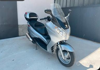 Honda S-wing 150
