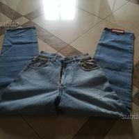 Pantaloni nuovi da donna in saldo
