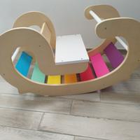 Arco e sedia in legno