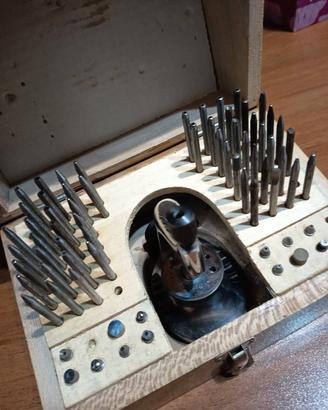 punzoniera orologiaio