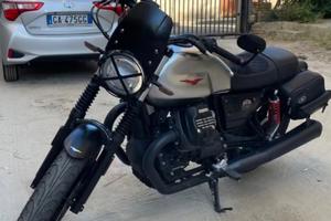 Moto Guzzi V7 stone s
