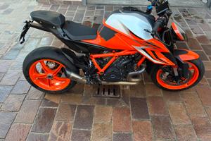 Ktm superduke 1290r 2024