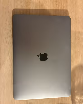 MacBook Air M1 2020 13” – 8GB RAM – 512GB SSD