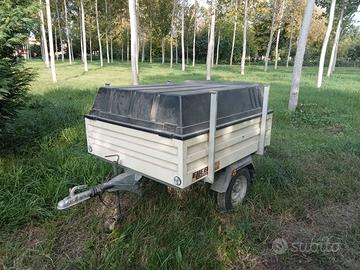 Carrello appendice con porta biciclette.