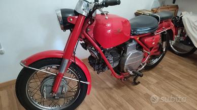 Moto Guzzi Nuovo Falcone