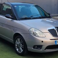 Lancia ypsilon 1.3 multijet 