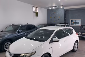 Toyota Auris 1.8 Hybrid 5 porte Lounge