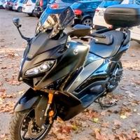 Yamaha T-Max Tech Max 560