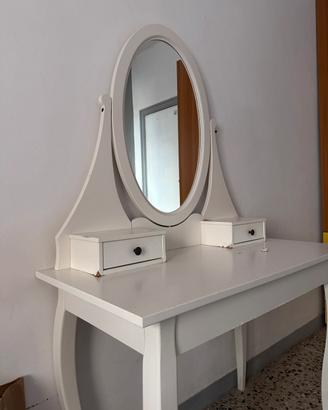 Toeletta con specchio orientabile e 2 cassetti