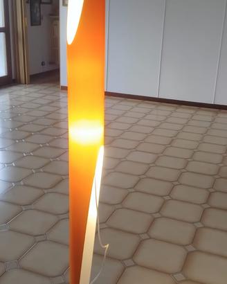 Lampada da terra shakti 200