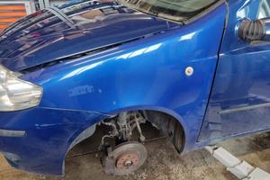 Parafango sinistro FIAT PUNTO 3 del 2004