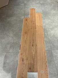 Pavimento in rovere verniciato