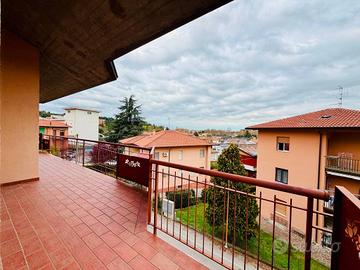 Attico / Mansarda di 130 m² con 4 locali a Cesena