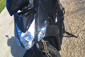 Scooter Agility 125 nero opaco