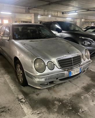 mercedes E 270