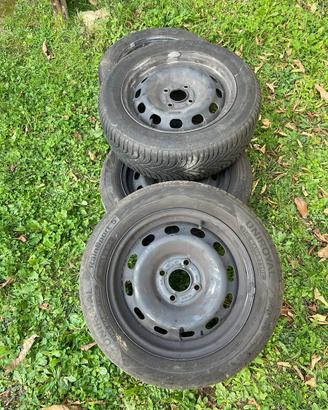 Cerchi in ferro per Ford Fiesta MK6 1.4LPG