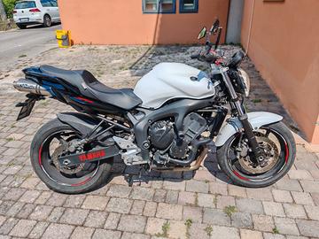 fz6 600 akrapovic 