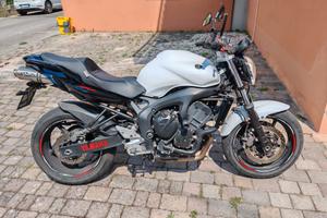 fz6 600 akrapovic 