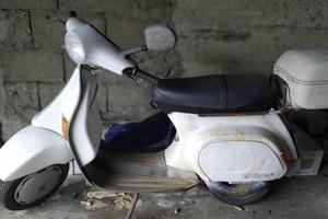 Piaggio Vespa 50 ET2 - 2012