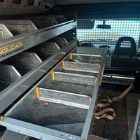 Scaffalatura per furgone